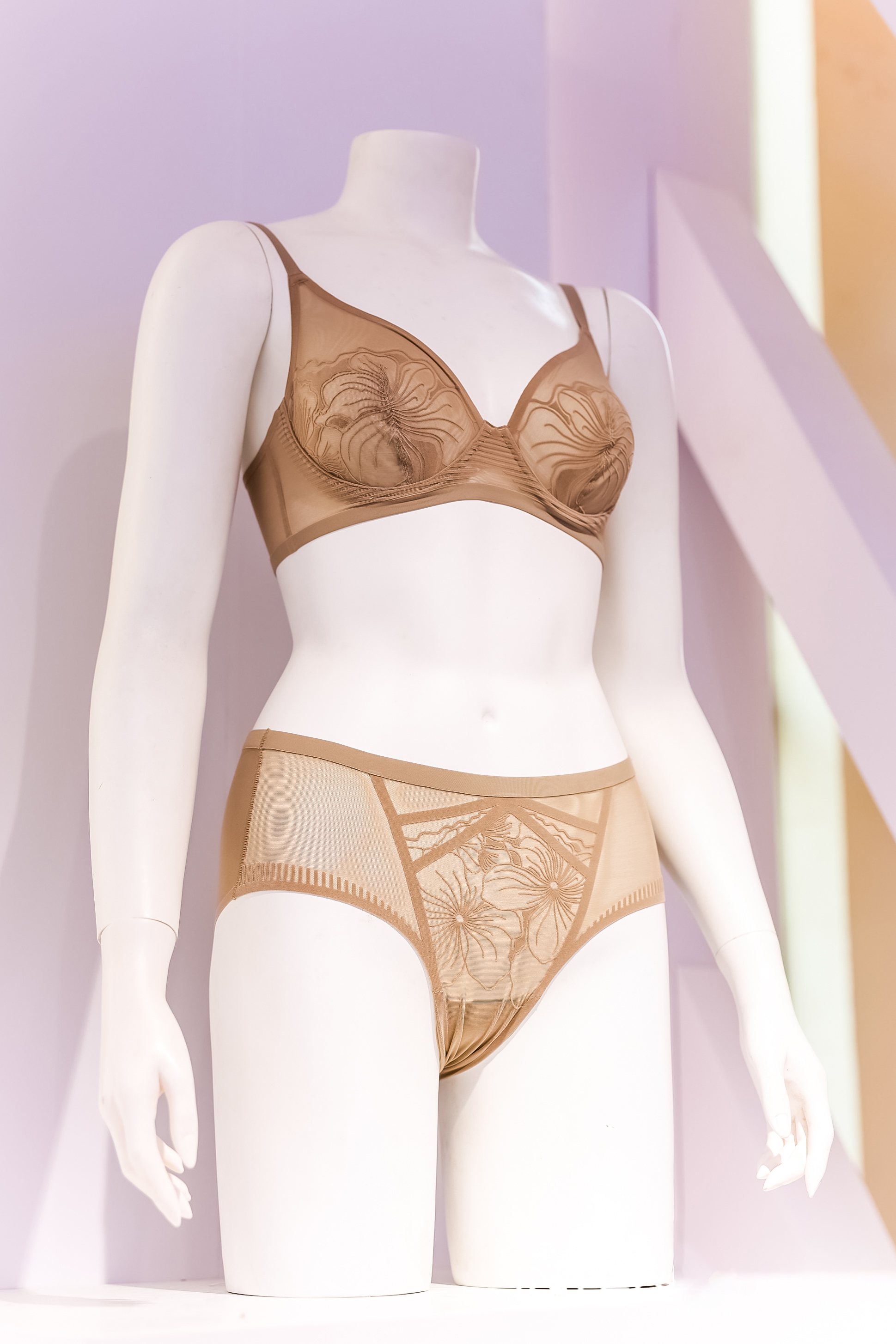 LCY_0424-opq4028707054 LCY_0424-opq4028707054